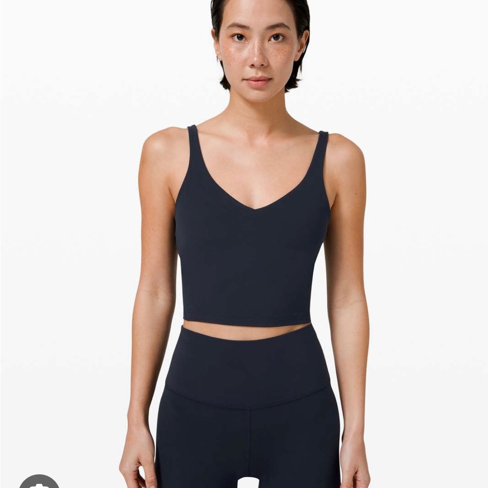 Navy align tank size 4
